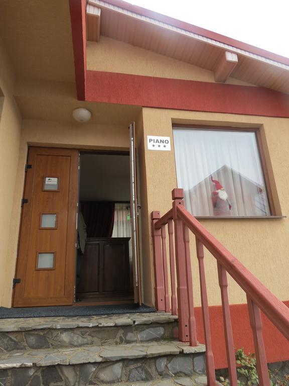 Vila Piano Buşteni Екстериор снимка