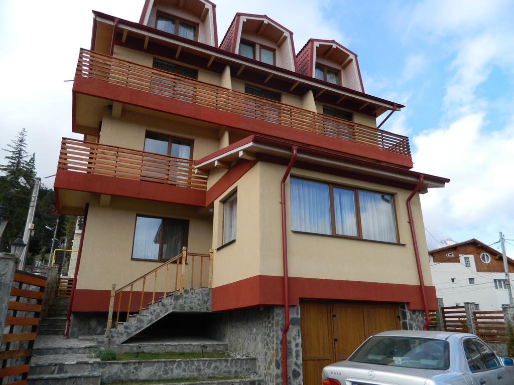 Vila Piano Buşteni Екстериор снимка